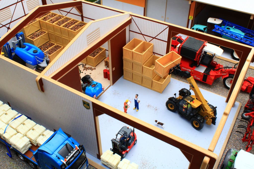 BTEURO3 Brushwood Euro Style Potato Store Brushwood Toys BTEURO3 Brushwood Euro Style Potato Store Brushwood Toys