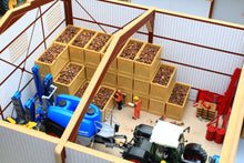 Load image into Gallery viewer, Bteuro3 Euro Style Potato Store With Free Brushwood Potato Boxes! Farm Buildings & Stables (1:32
