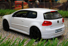 Load image into Gallery viewer, BUR43005W BURAGO 132 SCALE VW GOLF GTi MK5 ED30 IN WHITE STREET FIRE
