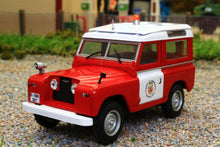 Load image into Gallery viewer, MAGJF99 MAG MODELS 1:43 SCALE Land Rover Series II Bomberos Fire Brigade Barcelona