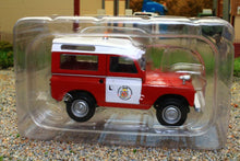 Load image into Gallery viewer, MAGJF99 MAG MODELS 1:43 SCALE Land Rover Series II Bomberos Fire Brigade Barcelona