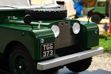 Load image into Gallery viewer, MCG18179 MODELCARGROUP 1:18 SCALE Land Rover Series I in Dark Green