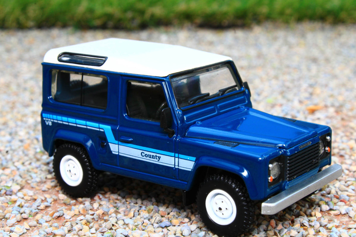 MINI GT Land Rover Defender 90 ストラトスブルー KOVOVÉ a RESIN MODELY | Land Rover Defender 90 County Wagon