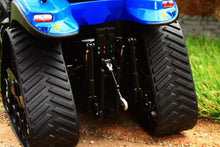 Load image into Gallery viewer, Mm1803 Marge Models New Holland T8.435 Smarttrax Tractor Tractors And Machinery (1:32 Scale)