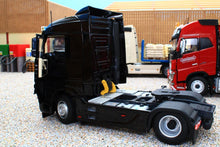 Load image into Gallery viewer, MM1907-02 Mercedes-Benz Actros Streamspace 4x2 in Black