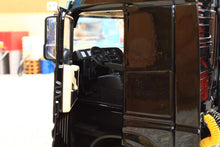 Load image into Gallery viewer, MM1907-02 Mercedes-Benz Actros Streamspace 4x2 in Black