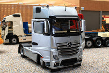 Load image into Gallery viewer, MM1911-03 Mercedes-Benz Actros Gigaspace 4x2 in Silver