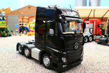 Load image into Gallery viewer, MM1912-02 Mercedes-Benz Actros Gigaspace 6x2 in Black