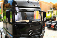 Load image into Gallery viewer, MM1912-02 Mercedes-Benz Actros Gigaspace 6x2 in Black