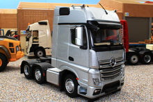 Load image into Gallery viewer, MM1912-03 Mercedes-Benz Actros Gigaspace 6x2 in Silver