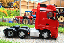 Load image into Gallery viewer, MM1912-04 MARGE MODELS MERCEDES BENZ ACTROS GIGASPACE 6X2 LORRY IN RED