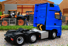 Load image into Gallery viewer, MM1912-06 MARGE MODELS MERCEDES BENZ ACTROS GIGASPACE 6 X 2 IN BLUE