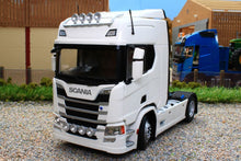 Load image into Gallery viewer, MM2014-01 Marge Models Scania R500 Lorry 4x2 in White