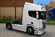 Load image into Gallery viewer, MM2014-01 Marge Models Scania R500 Lorry 4x2 in White