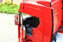 Load image into Gallery viewer, MM2014-03 Marge Models Scania R500 Lorry 4x2 in Red