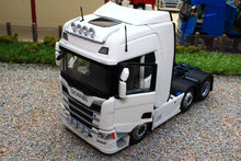 Load image into Gallery viewer, MM2015-01 Marge Models Scania R500 Lorry 6x2 in White