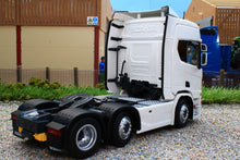 Load image into Gallery viewer, MM2015-01 Marge Models Scania R500 Lorry 6x2 in White