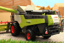 Load image into Gallery viewer, MM2027 MARGE MODELS CLAAS LEXION 6800 COMBINE HARVESTER WITH VARIO 930 HEADER