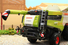 Load image into Gallery viewer, MM2027 MARGE MODELS CLAAS LEXION 6800 COMBINE HARVESTER WITH VARIO 930 HEADER