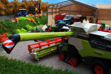 Load image into Gallery viewer, MM2028 MARGE MODELS CLAAS LEXION 6800 TERRA TRAC COMBINE HARVESTER WITH VARIO 930 HEADER