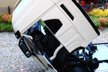 Load image into Gallery viewer, MM2231-01 Marge Models Iveco S-Way Lorry Tractor Unit 4x2 in White