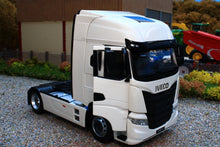 Load image into Gallery viewer, MM2231-01 Marge Models Iveco S-Way Lorry Tractor Unit 4x2 in White