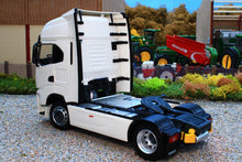 Load image into Gallery viewer, MM2231-01 Marge Models Iveco S-Way Lorry Tractor Unit 4x2 in White