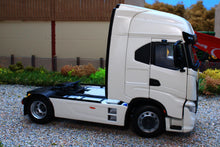 Load image into Gallery viewer, MM2231-01 Marge Models Iveco S-Way Lorry Tractor Unit 4x2 in White