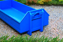 Load image into Gallery viewer, MM2236-01 Marge Models Hooklift Container 15m3 in Blue
