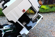 Load image into Gallery viewer, MM2237-01 Marge Models Renault Truck with Meiller Hook-lift in White