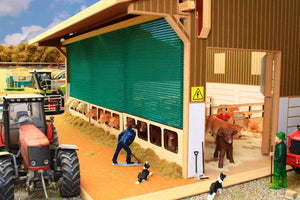 Bt8450 Brushwood Beef Unit Farm Buildings & Stables (1:32 Scale)