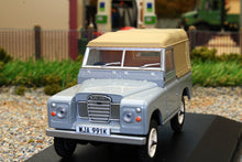 Load image into Gallery viewer, OXF43LR3S003 OXFORD DIE CAST 1:43 SCALE LAND ROVER SERIES III SWB IN MID GREY WITH CANVAS