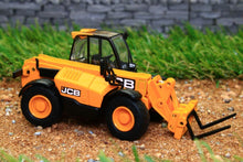 Load image into Gallery viewer, Oxf76Ldl001 Oxford Die Cast Jcb 531 70 Loadall (1:76 Scale) Tractors And Machinery Scale)