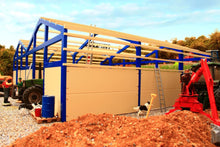 Load image into Gallery viewer, PB5B(BL) Pro Build Traditional Cubicle House (Blue frame)