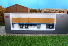 Load image into Gallery viewer, REP010 Replicagri Maupu Flat Bed Trailer in Blue with 10 Potato Boxes