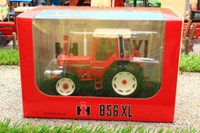 Load image into Gallery viewer, REP081 REPLICAGRI IH 845XL 4WD TRACTOR BLACK FENDERS