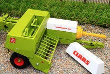 Load image into Gallery viewer, REP106 Replicagri Claas Markant 65 Small Square Baler