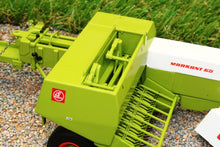 Load image into Gallery viewer, REP106 Replicagri Claas Markant 65 Small Square Baler