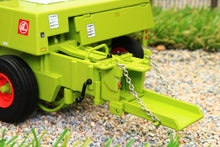 Load image into Gallery viewer, REP106 Replicagri Claas Markant 65 Small Square Baler