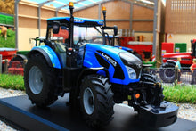 Load image into Gallery viewer, REP114 REPLICAGRI LANDINI SERIE 7.215 TRACTOR