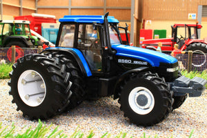REPB22 REPLICAGRI NEW HOLLAND 8560 4WD TRACTOR WITH REAR DUALS