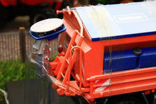 Load image into Gallery viewer, SCH07724 SCHUCO MERCEDES BENZ UNIMOG WITH SNOW PLOUGH AND SALT SPREADER - WINTER WEATHERED