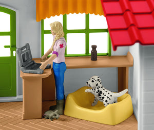 SL42502 Schleich Veterinarian Practice with Pets - inside view