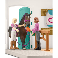 Load image into Gallery viewer, SL42568 Schleich Horse Shop
