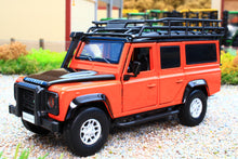 Load image into Gallery viewer, TAY32105010 Tayumo 1:32 Scale Land Rover Defender 110 4x4 in Tangiers Orange