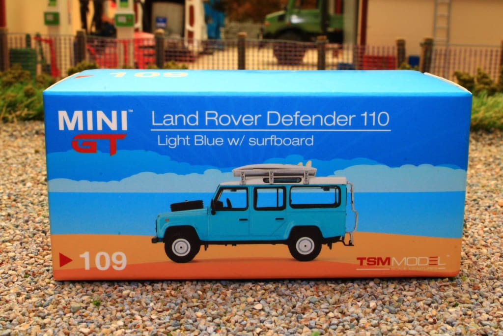 TSMMGT00109L MINI GT MODELS 1:64 SCALE Land Rover Defender