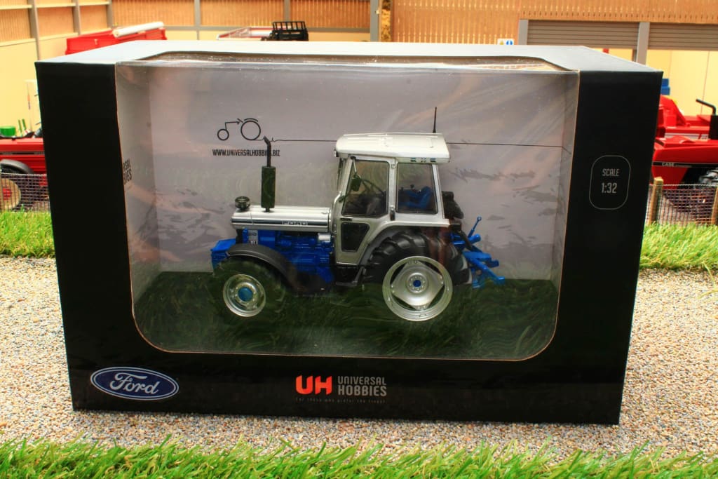 UNIVERSAL HOBBIES 1/32 SCALE FORD 7810 TRACTOR - JUBILEE EDITION