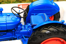 Load image into Gallery viewer, UH2898 Universal Hobbies 1:16th Scale Fordson Dexta 1960 1962 Tractor