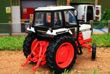 Load image into Gallery viewer, Uh4270 David Brown 1490 2Wd Tractors And Machinery (1:32 Scale)