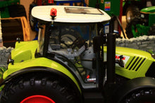 Load image into Gallery viewer, Uh4298 Universal Hobbies Claas Arion 550 Tractor Tractors And Machinery (1:32 Scale)